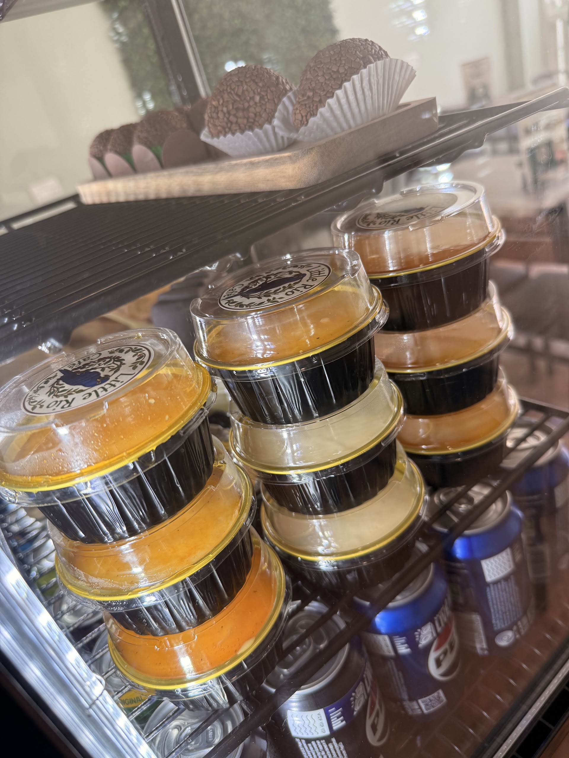 Little Rio Café desserts